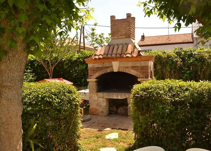 Meri شقة زادار